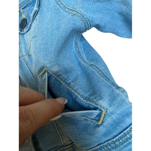 Cat & Jack Denim Youth Jean Jacket I Size: S (6) - Picture 4 of 8